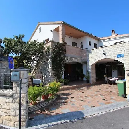 Licul Apartmán *